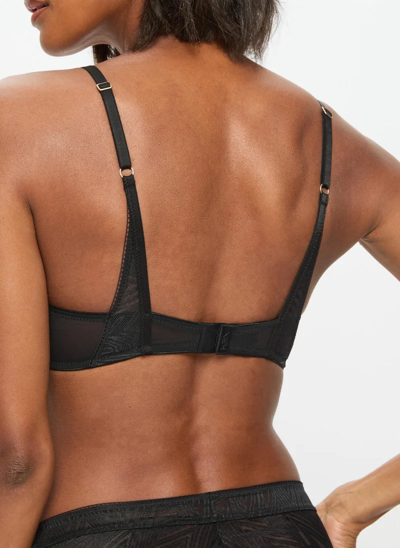 كيلوبايت حمالة صدر تيسّا مبطنة بفتحة واسعة أسود